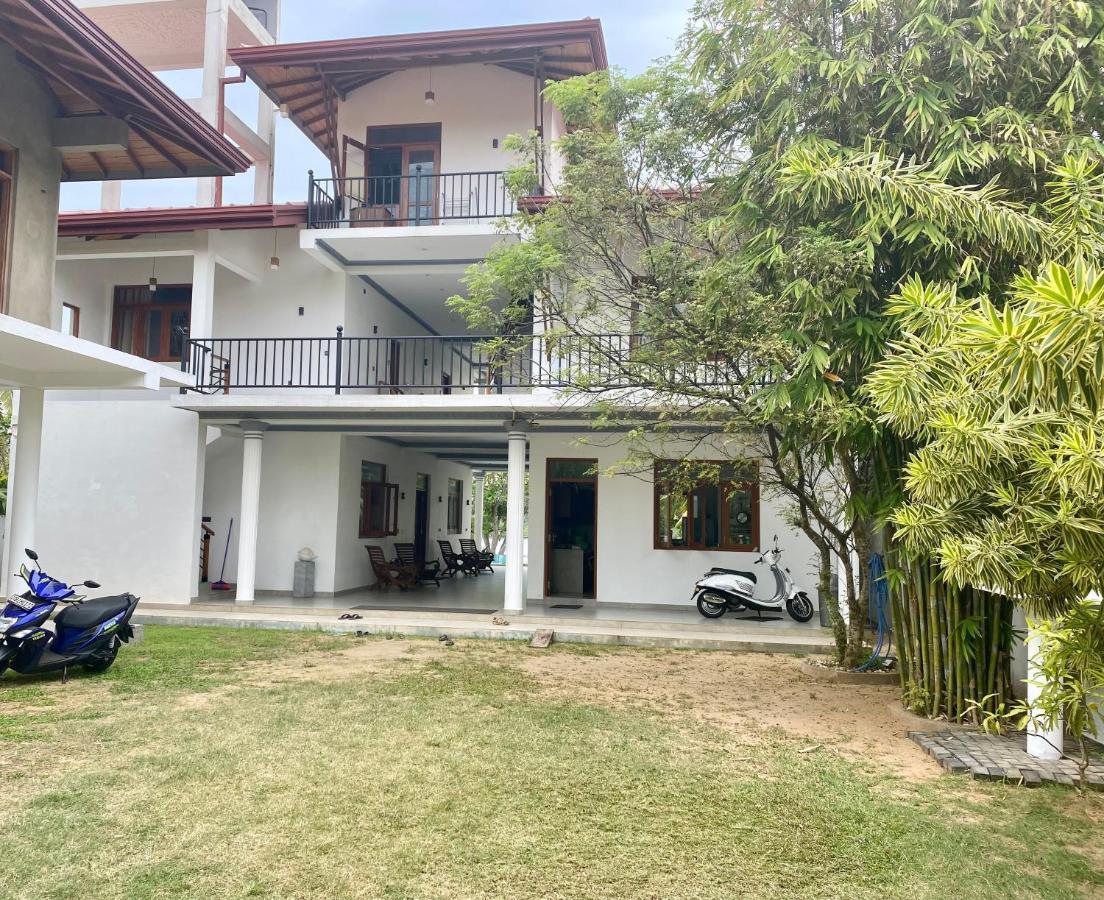 Villa Riverside Алутгама Экстерьер фото