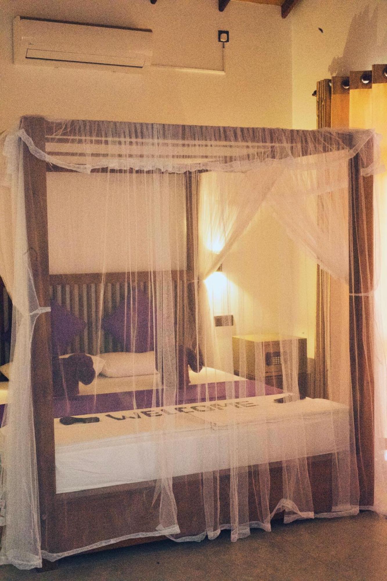 Villa Riverside Алутгама Экстерьер фото
