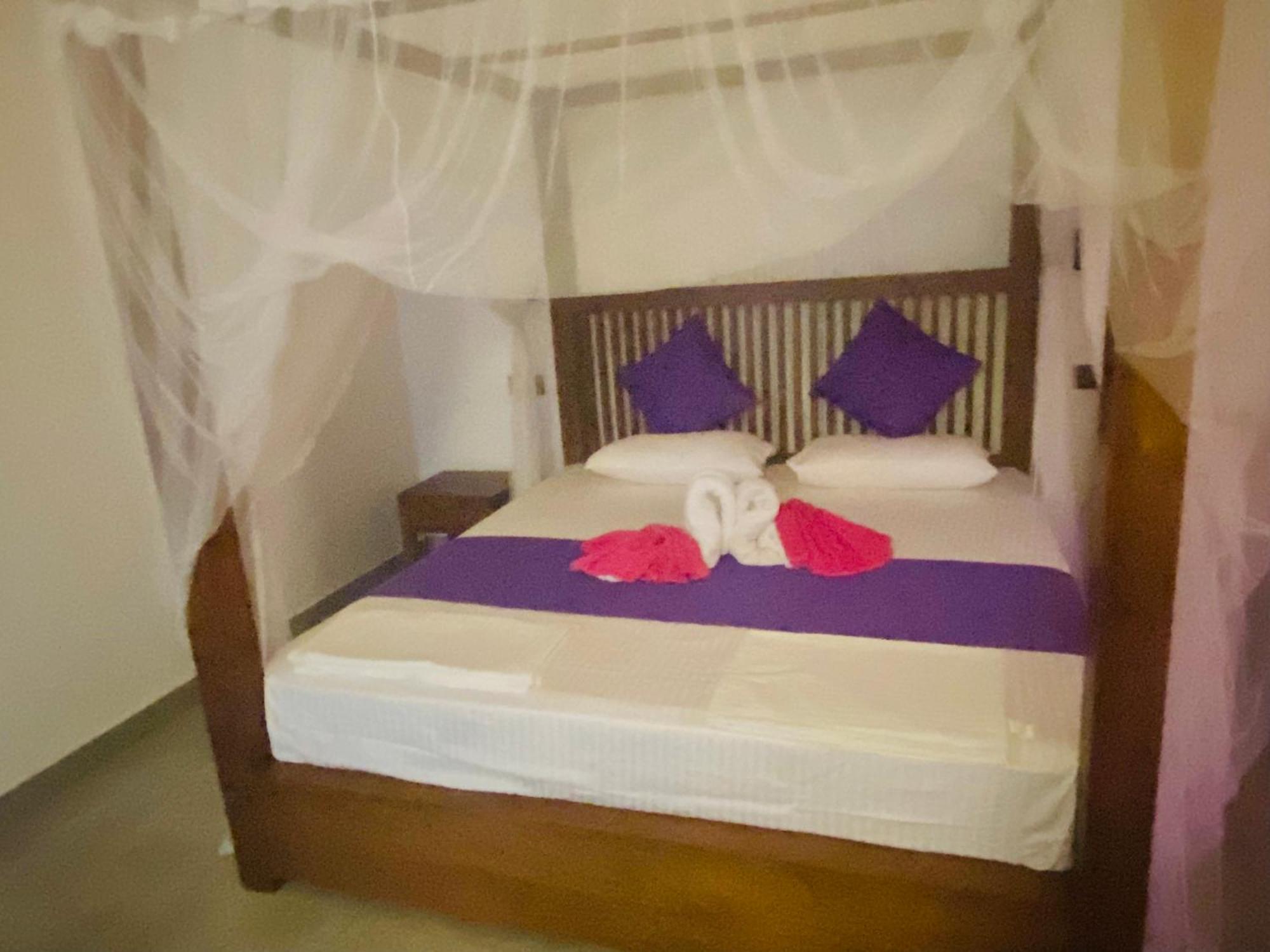 Villa Riverside Алутгама Экстерьер фото