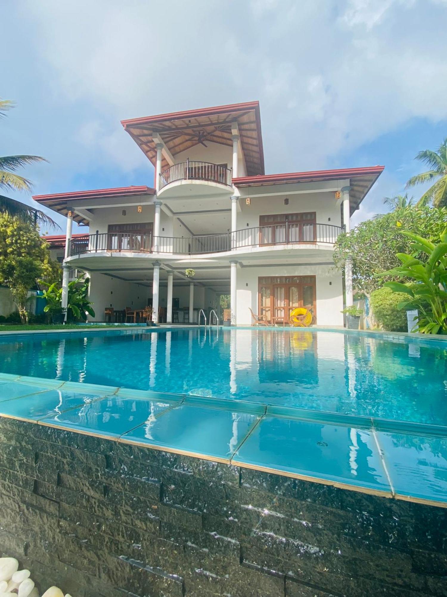 Villa Riverside Алутгама Экстерьер фото